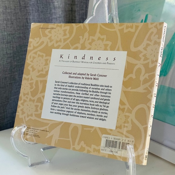 NEW Autographed Kindness Treasury of Buddhist Wisdom Paperback Book - Picture 9 of 9